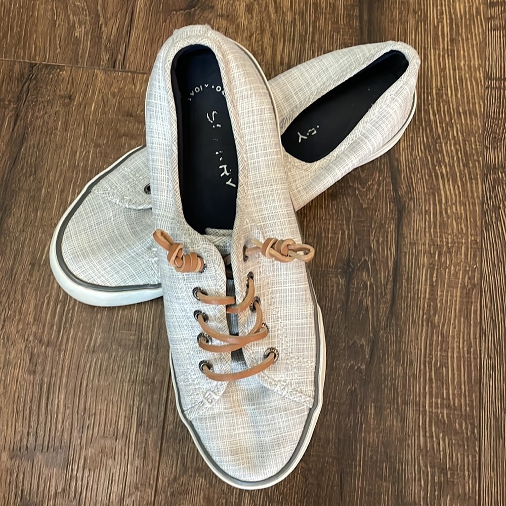 Sperry Sneaker